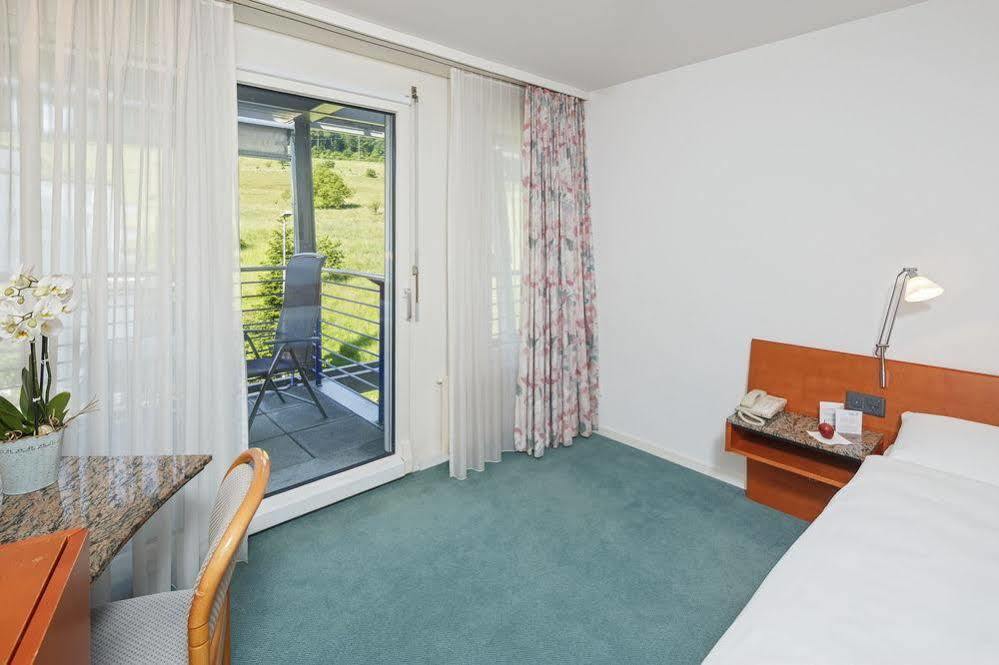 Wellness Hotel Tenedo - Thermalquellen Resort Bad Bad Zurzach Eksteriør bilde
