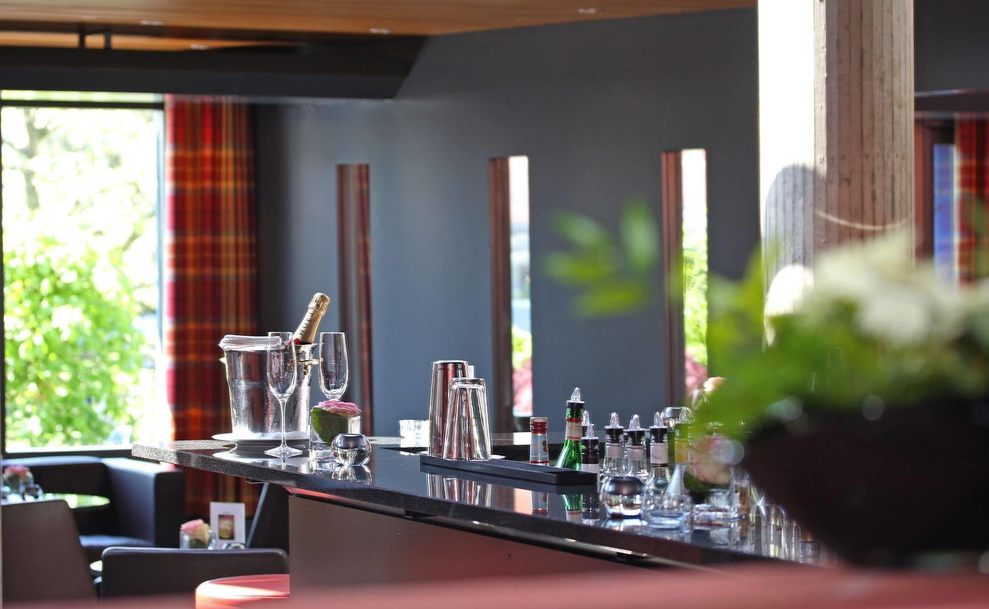 Wellness Hotel Tenedo - Thermalquellen Resort Bad Bad Zurzach Eksteriør bilde